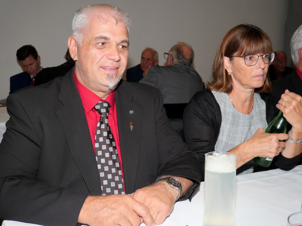 Ehrung M__nnerchor 201023_3.JPG