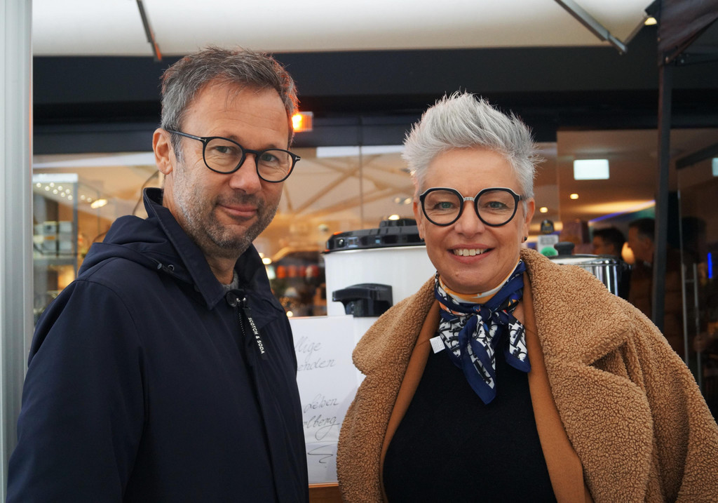 Robert und Elke V__gel vom Schuhaus V__gel schauten auch vorbei.JPG