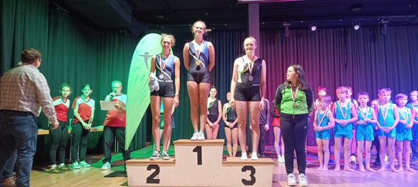 Siegerehrung AK 17-18.jpg