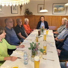 Der 90. Geburtstag unserer  ehemaligen Obfrau Resi Bereuter.