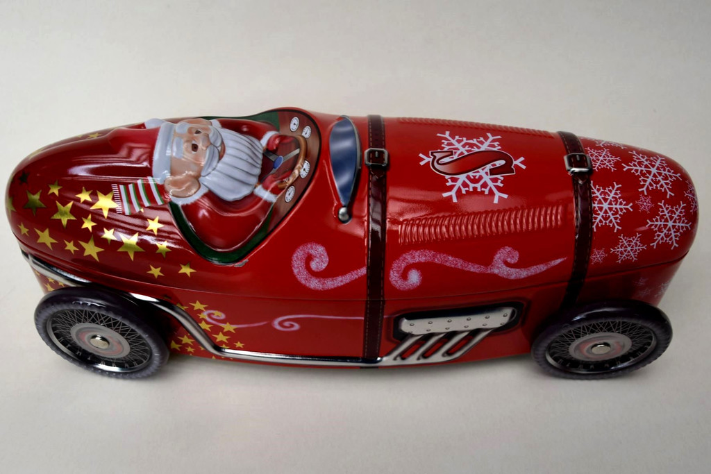 Prenner W-Ausstellung Weihnachtsmannauto Email Dezember 2023.JPG