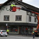 03 Installation Weihnachtsbeleuchtung __ Bernd Oswald.jpg