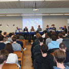 EU-Mandatare diskutierten mit HTL Schülern