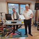 Gute Stimmung bei der Feier mit Stefan Juen.