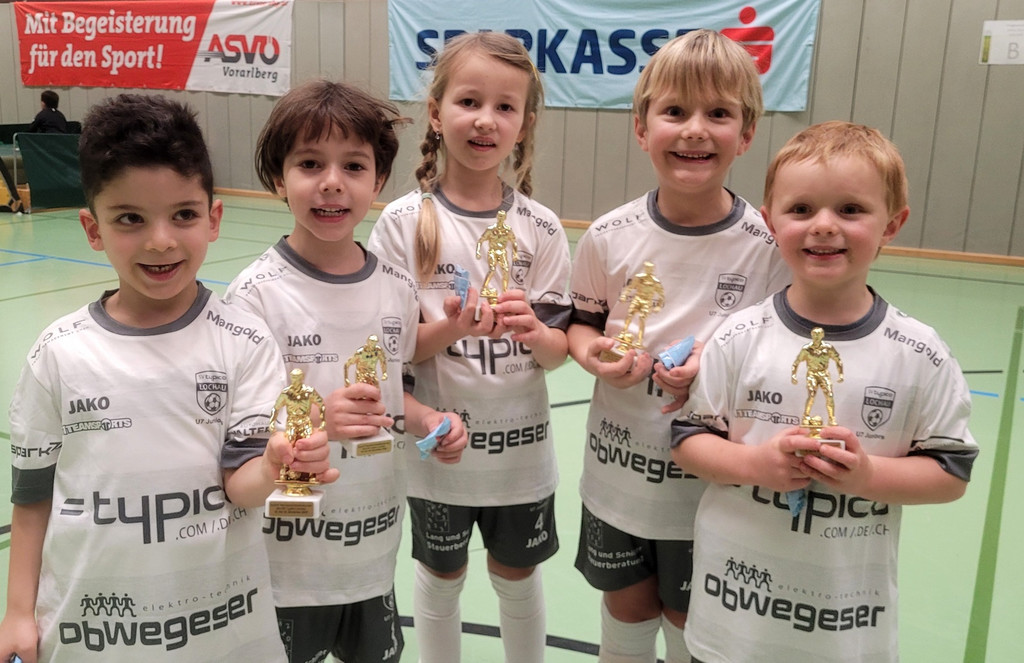 Fu__ball Nachwuchs HALLE U7 TURNIER B TEAM LOCHAU 17-12-2022 _4_.jpg