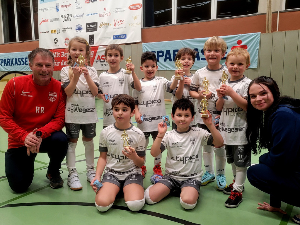 Fu__ball Nachwuchs HALLE U7 TURNIER B TEAM LOCHAU 17-12-2022 _1_.jpg