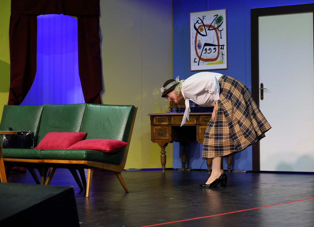 Theater _76_.JPG