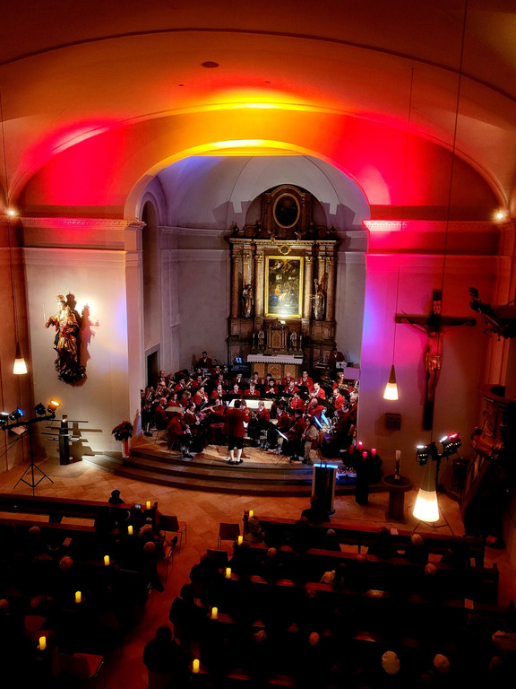 Musikverein Adventkonzert Pfarrkirche A GESAMTANSICHT 15-12-2022 _4_.jpg