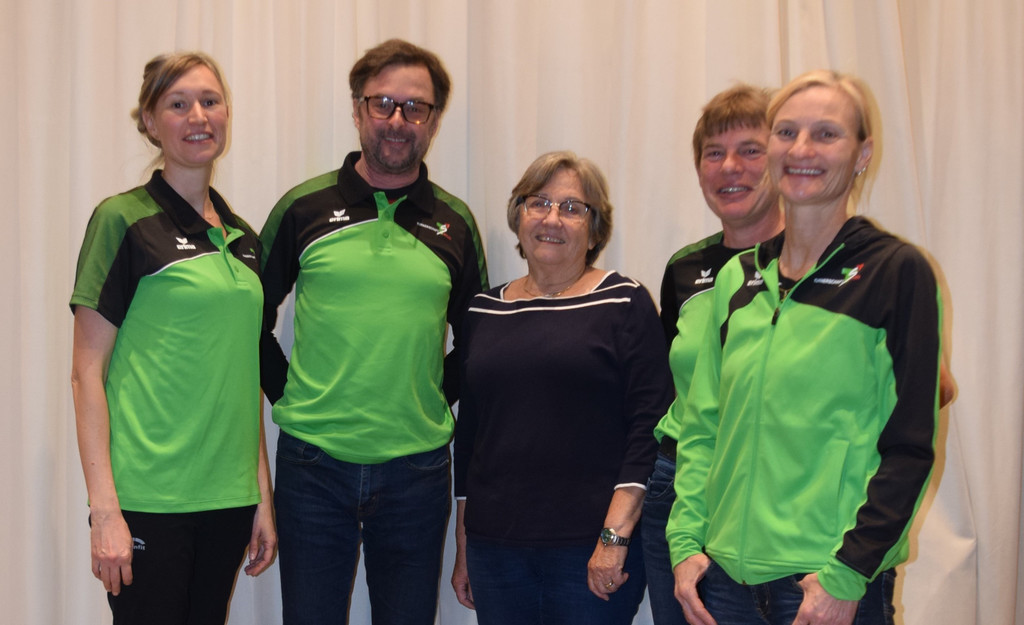 Fahnenpatin mit Obleute DSC_0226.JPG