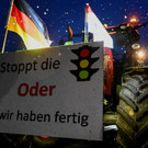 2024-01-08T075600Z_507169295_RC2HD5AJ9FNY_RTRMADP_3_GERMANY-POLITICS-FARMERS-PROTEST.JPG