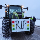 2024-01-08T084457Z_1586199090_RC2JD5ABCLEZ_RTRMADP_3_GERMANY-POLITICS-FARMERS-PROTEST.JPG