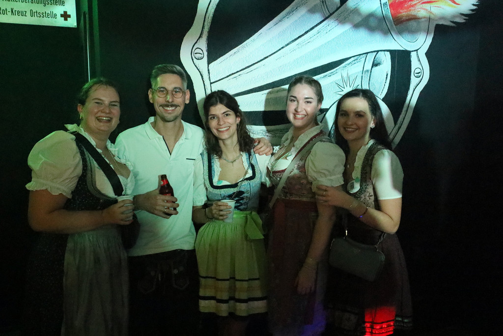 Dirndl _37_.JPG