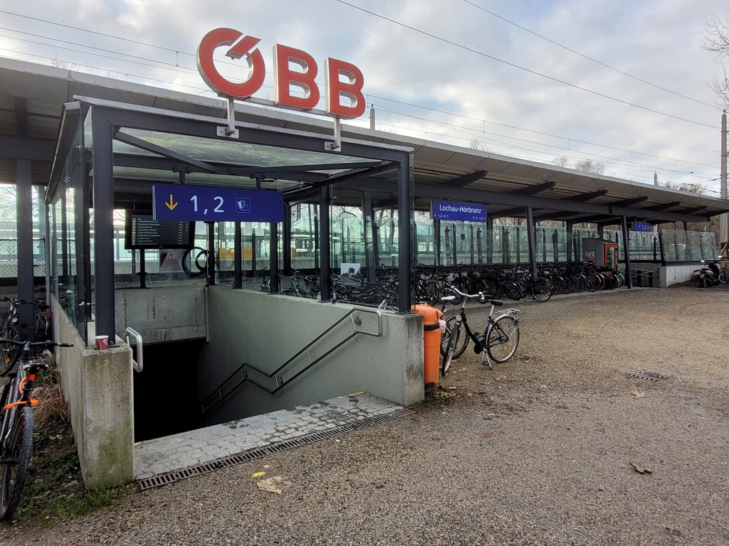 Bahnhof Lochau-H__rbranz VORPLATZ NEU C Bestand Oktober 30-10-2023 _7_.jpg