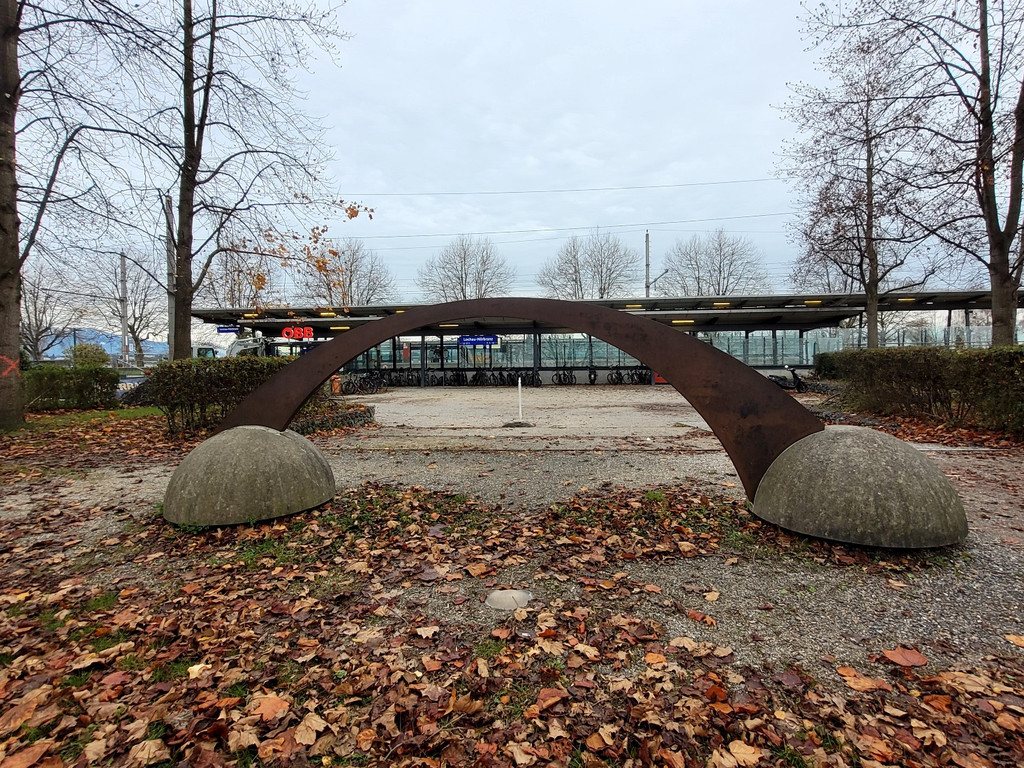 Bahnhof Lochau-H__rbranz VORPLATZ NEU C Bestand Oktober 30-10-2023 _4_.jpg