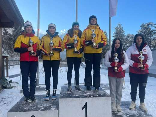 Siegerfoto Doppel weiblich.JPG