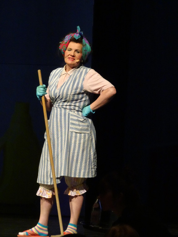 Putzfrau Susanna Kvas.JPG