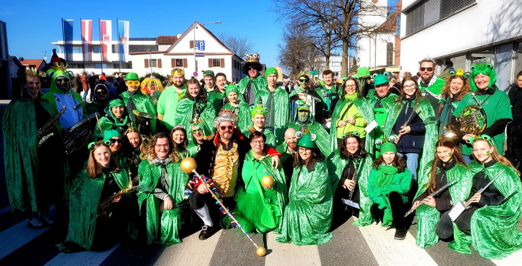 BU 2b Lochau Fasching UMZUG Impressionen f__r TERMIN Ank__ndigung 2024 _2_.jpg