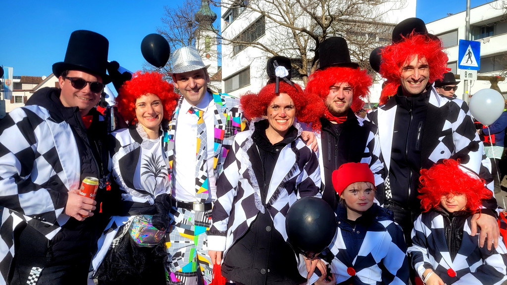 BU 4c Lochau Fasching UMZUG Impressionen f__r TERMIN Ank__ndigung 2024 _10_.jpg