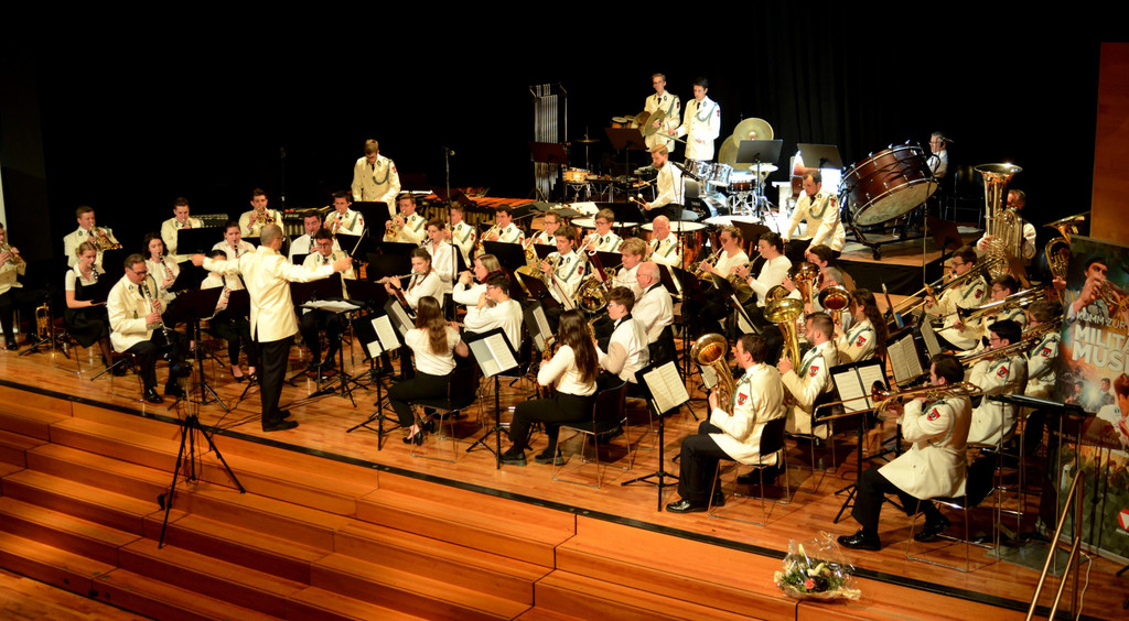 Wolfurt VOL Milit__rmusik Vorarlberg AUFTRITT GESAMT B__hne Cubus 2022.jpeg