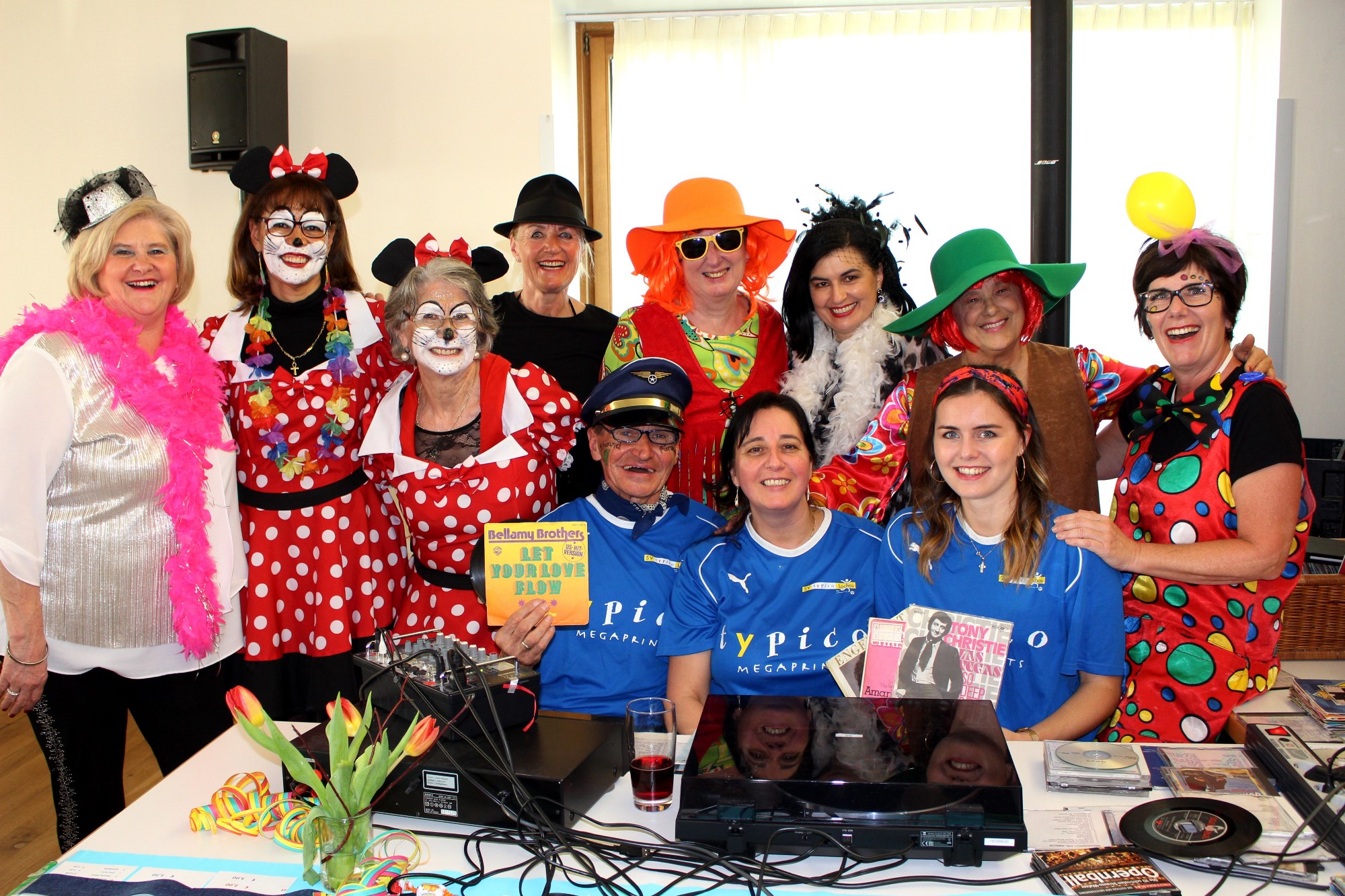 Lochau Fasching OLDIE-Nachmittag Gemeinde TERMINANK__NDIGUNG Februar 2024 Symbolfoto _3_.JPG