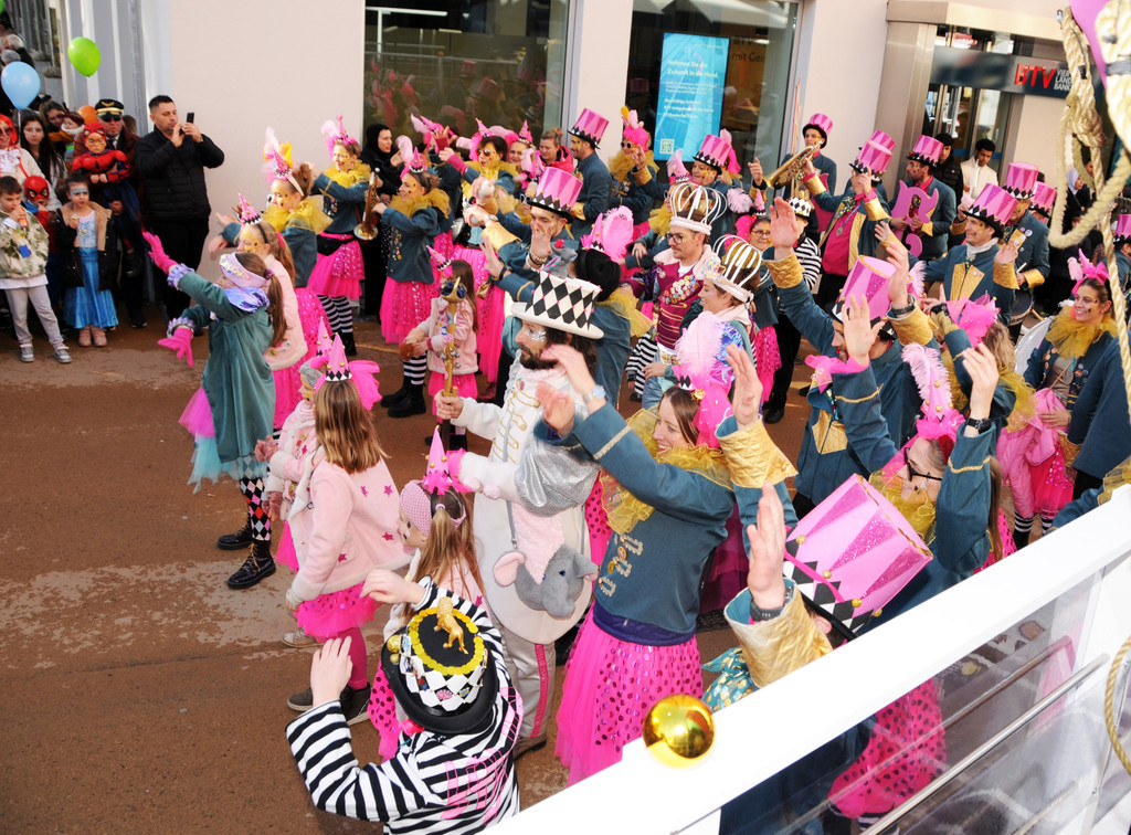 Krapfenfest 24 026 _1_.jpg