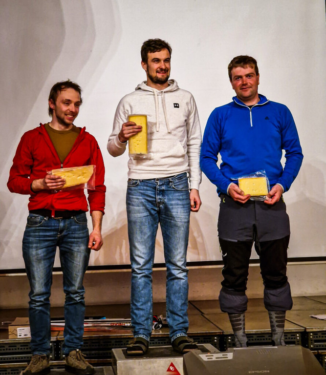 20240303_182648-889x1024.jpg