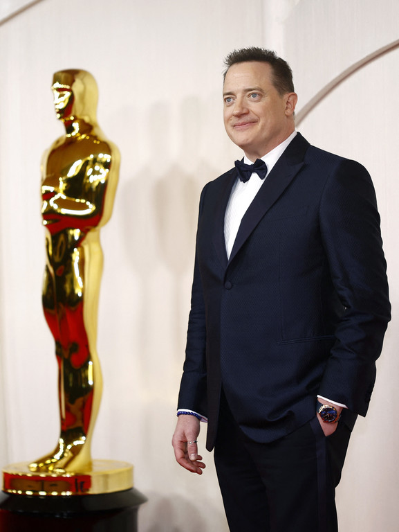 2024-03-11T002252Z_1747376319_HP1EK3B012075_RTRMADP_3_AWARDS-OSCARS.JPG