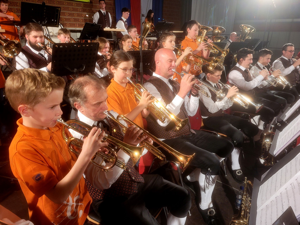 Musikverein FR__HLINGSKONZERT C MV plus JUGEND 15-04-2023 _11_.jpg