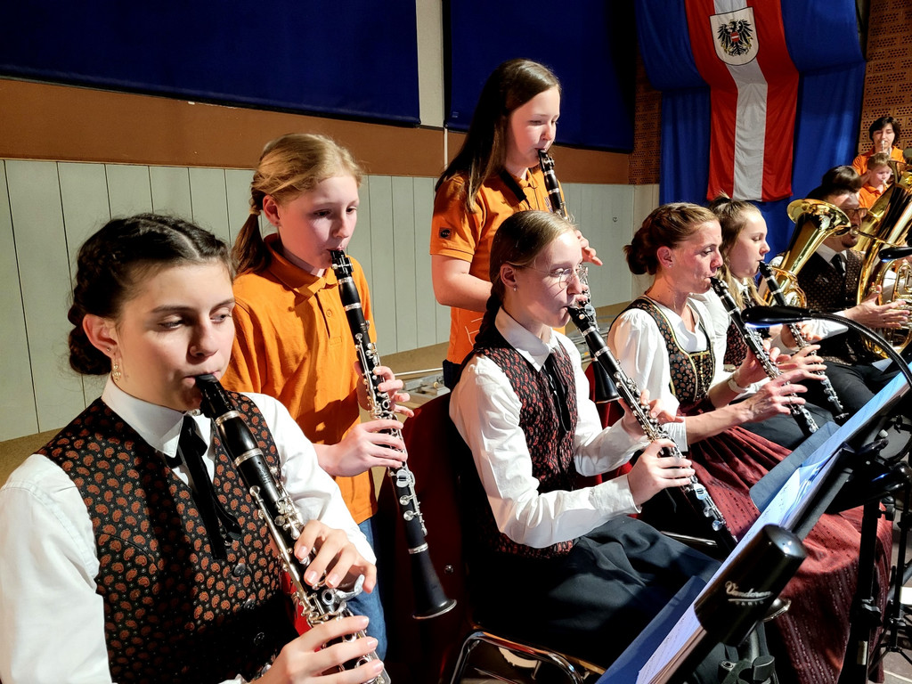 Musikverein FR__HJAHRSKONZERT B Konzert mit JUGEND 06-04-2024 _4_.jpg