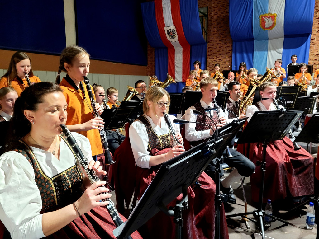 Musikverein FR__HJAHRSKONZERT B Konzert mit JUGEND 06-04-2024 _5_.jpg