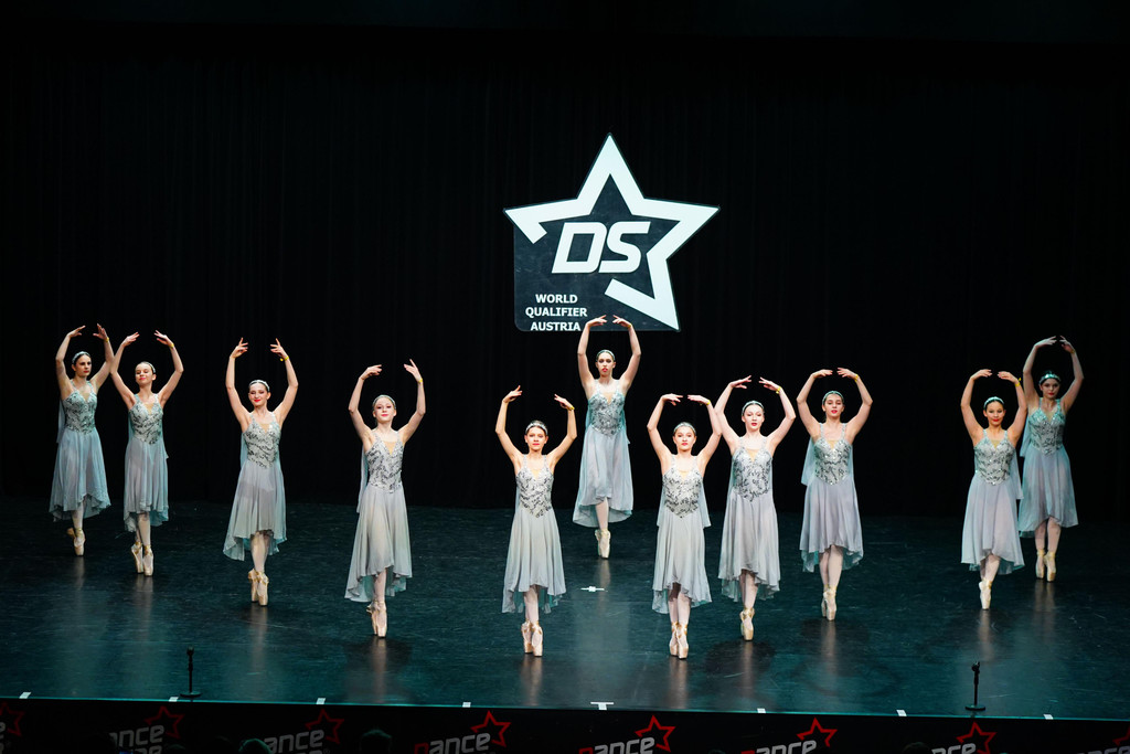 Ballet in Tres Tempos Kopie.jpg