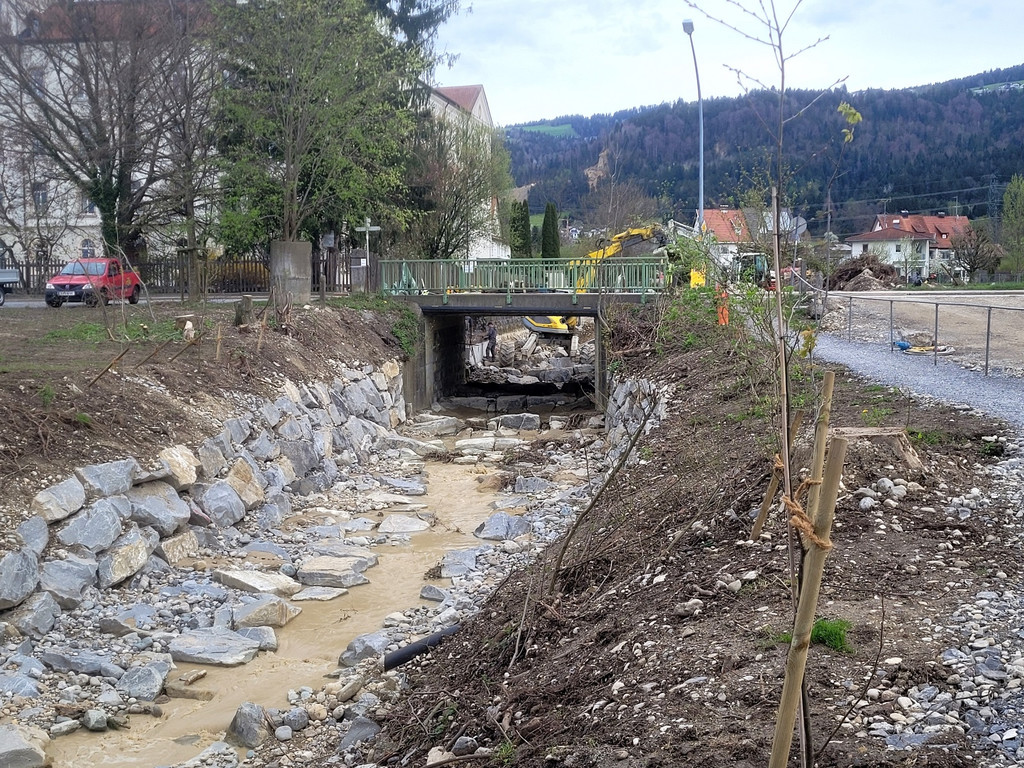 kRuggbach HOCHWASSERSCHUTZ BA 7 Klosterweg Richtung Eschachbr__cke NEU 04-04-2024 _7_.jpg