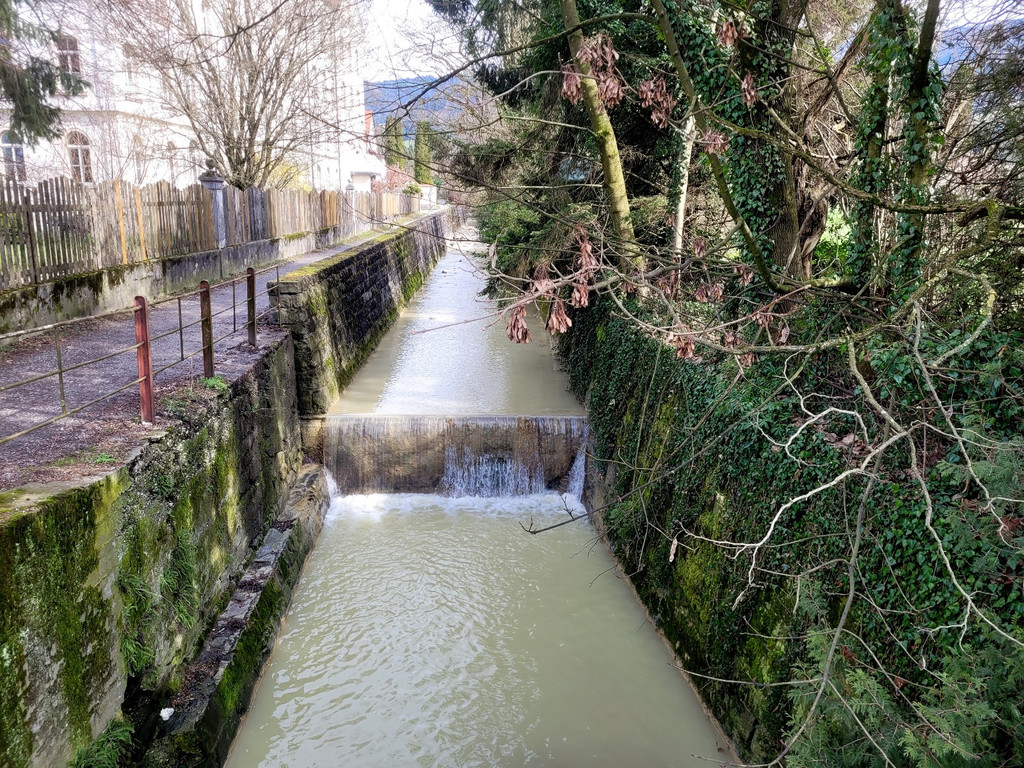 zzRuggbach HOCHWASSERSCHUTZ BA 5 Klosterweg A Richtung Eschachbr__cke zALT 20-03-2024 _3_.jpg