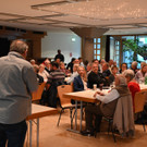 Menschen in vertrautem Umfeld betreuen