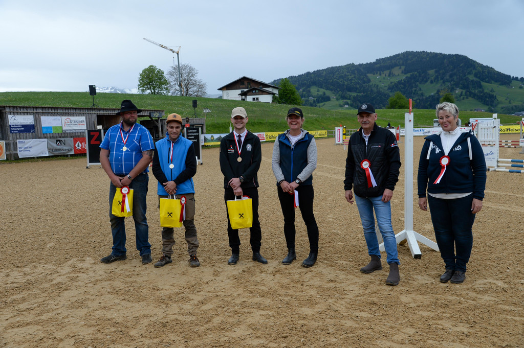 Foto Waschb__r - Siegerehrung ASV__ Kegelcup mit Lizenz 1.jpg