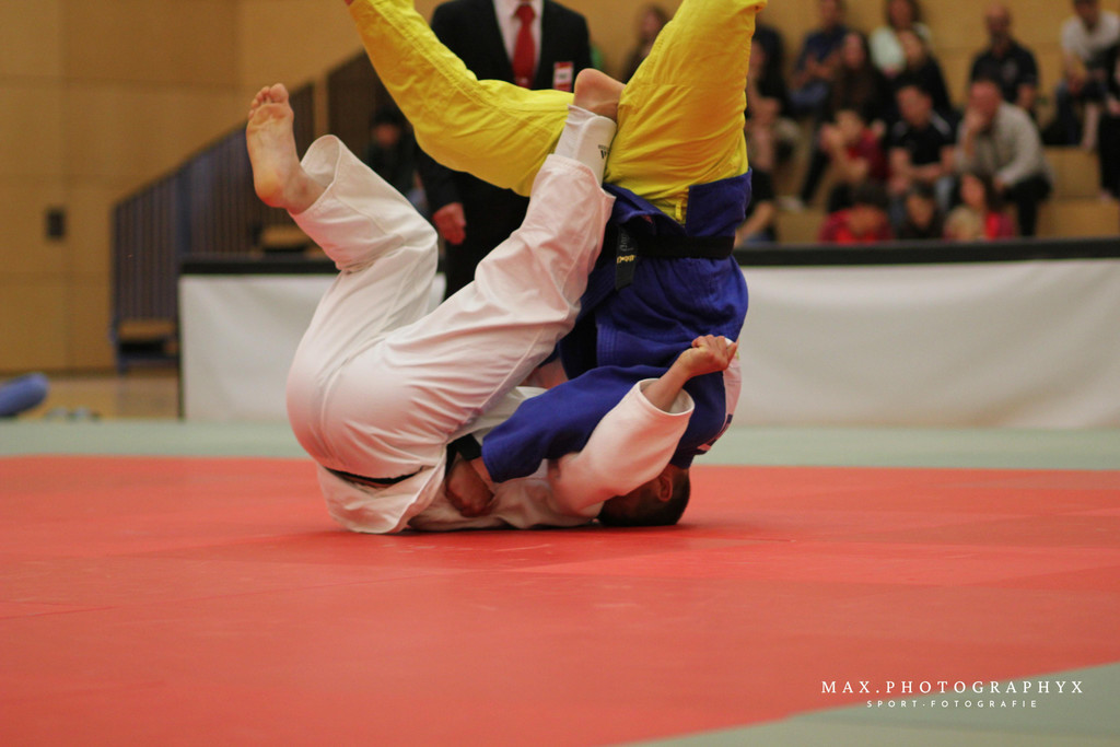 max_photographyx135.jpg