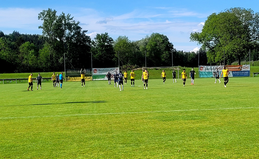 H__rbranz FUSSBALL Spiel gegen Lochau DERBY VOL REIHUNG 18-05-2024 _12_.jpg