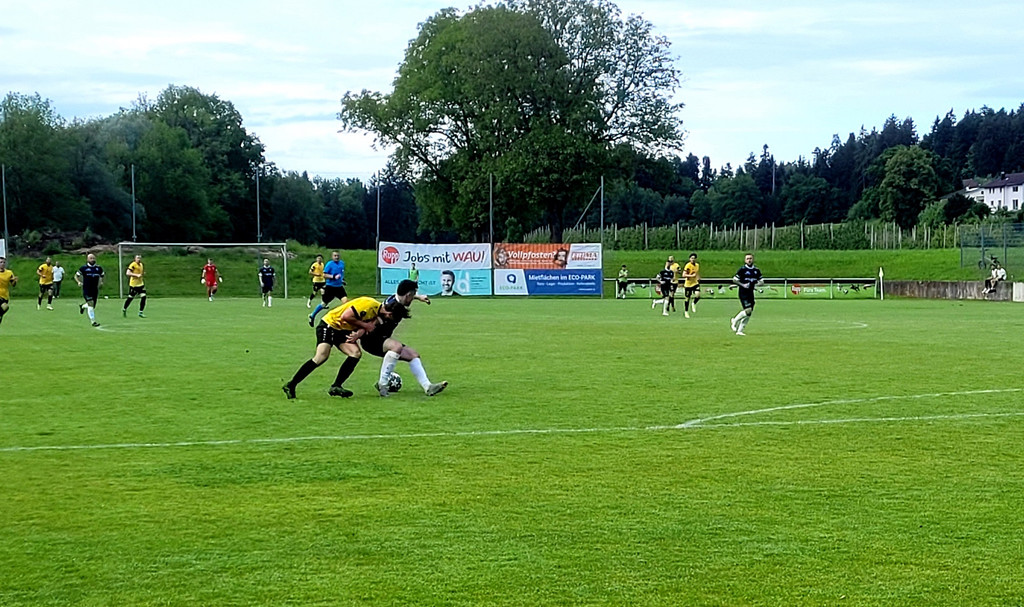 H__rbranz FUSSBALL Spiel gegen Lochau DERBY VOL REIHUNG 18-05-2024 _20_.jpg