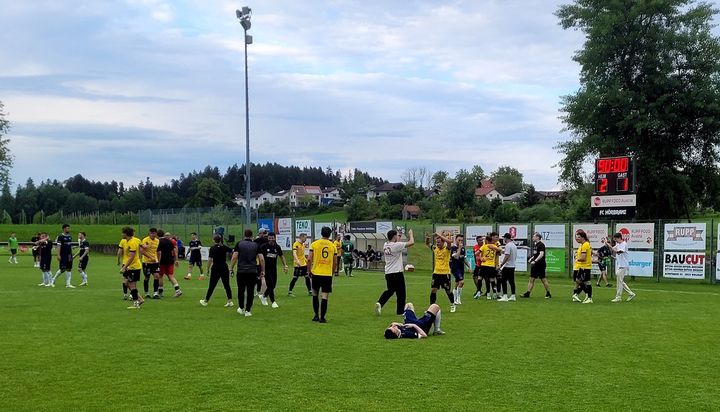 H__rbranz FUSSBALL Spiel gegen Lochau DERBY VOL REIHUNG 18-05-2024 _27_.jpg