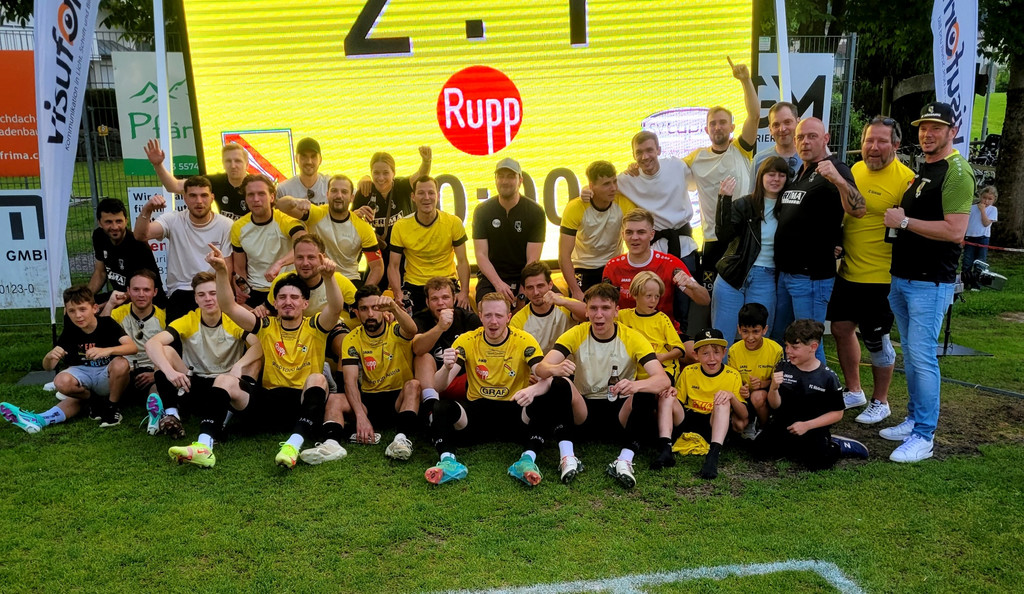 H__rbranz FUSSBALL Spiel gegen Lochau DERBY VOL REIHUNG 18-05-2024 _29d_.jpg