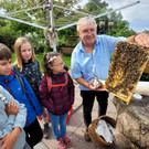Volksschule EXKURSION B Bienenkunde 27-05-2024 _3_.jpg