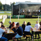 Haselstauden im Rock-Fieber