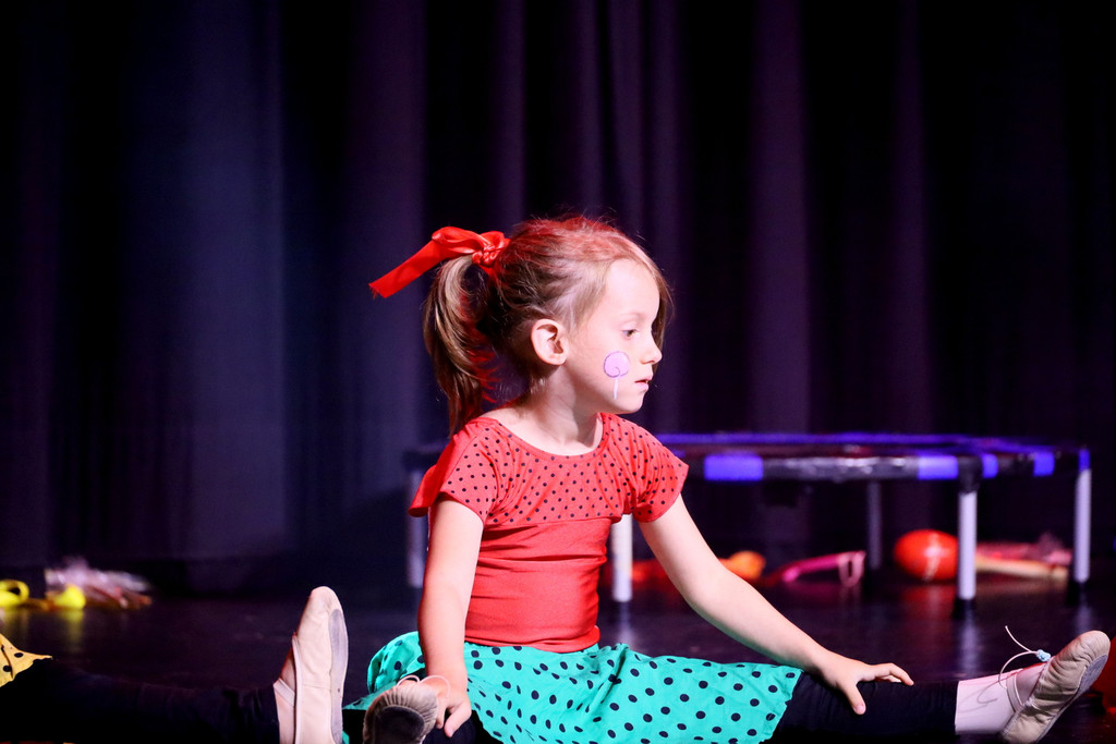 Dance _22_.JPG