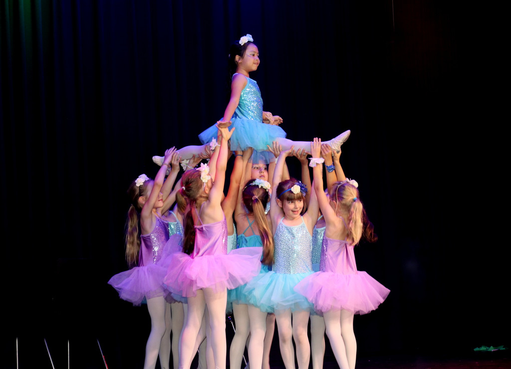 Dance _70_.JPG