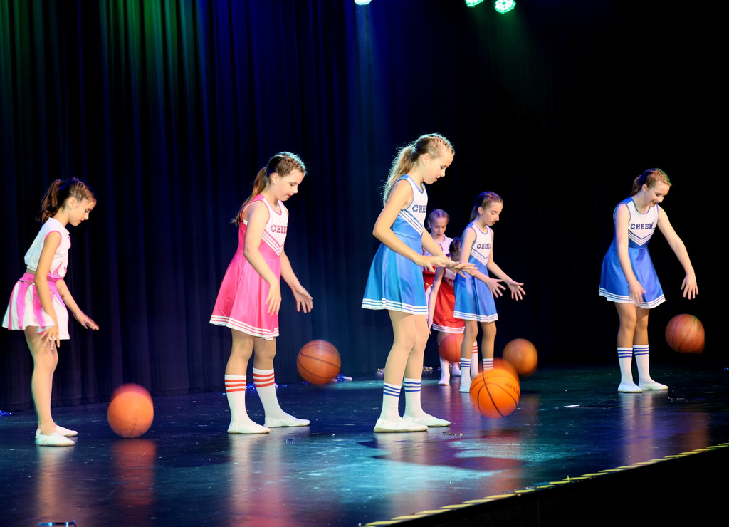 Dance _93_.JPG