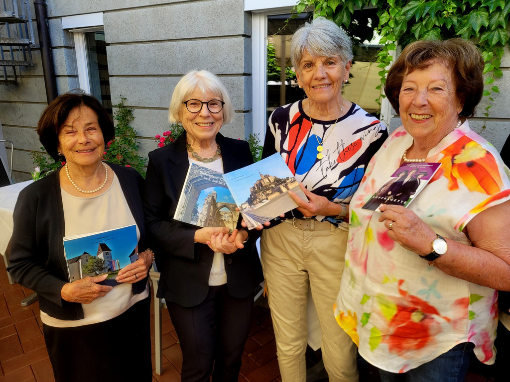 Albrecht Gertraud ENGLISCH VHS Runde 4L 05-06-2024 _3_.jpg