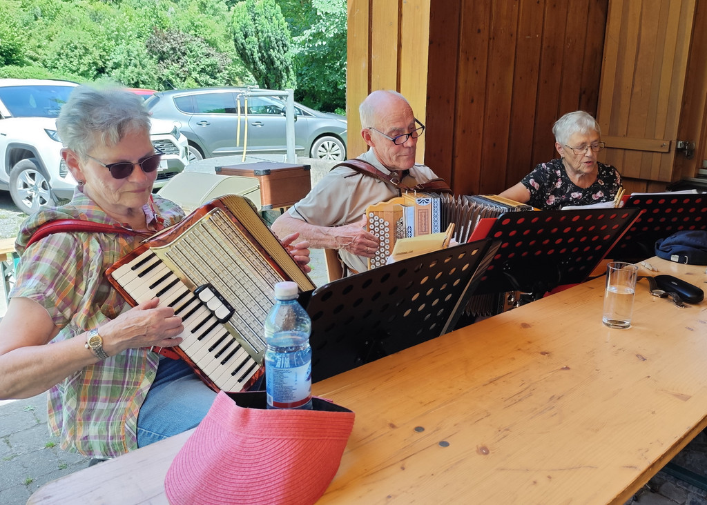 grillen Koblach 2.jpg