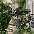 Charly Chaplin mit dem Velo.jpg