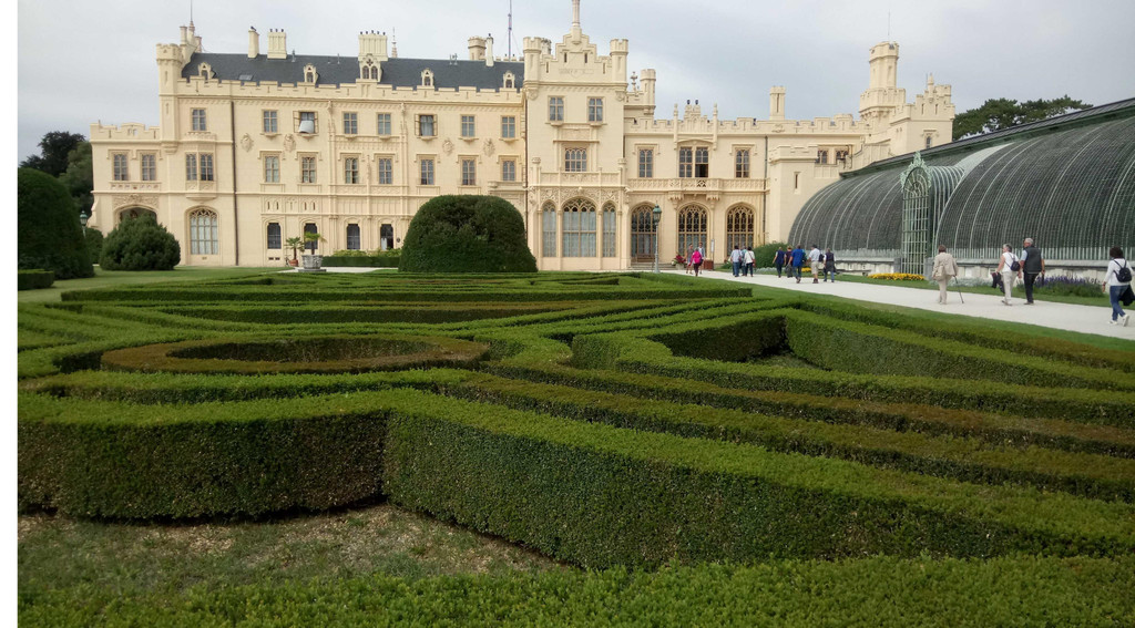 Schloss Lednice 2.jpg