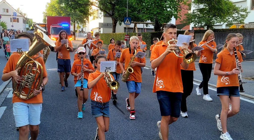 BU 3b Musikverein SOMMERFEST Symbolfoto JUNGMUSIK VARIA Juli 2024 _5_.jpg